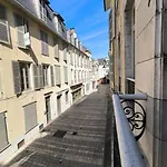 Spacieux-6 Pers-bien Equipe-quartier Du Chateau Apartmán
