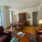 Spacieux-6 Pers-bien Equipe-quartier Du Chateau Apartmán *