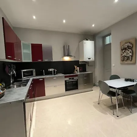 Appartamento Spacieux-6 Pers-bien équipé-quartier Du Château *