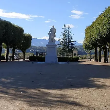 Spacieux-6 Pers-bien équipé-quartier Du Château *